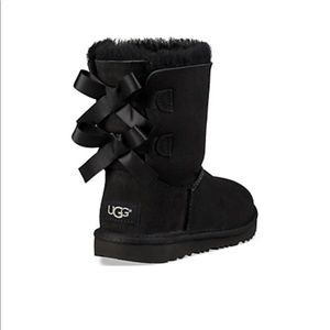 Bailey Bow Uggs